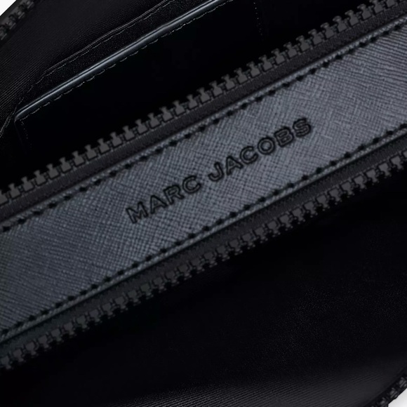 Marc Jacobs The Snapshot DTM Camera Bag - Picture 5 of 9